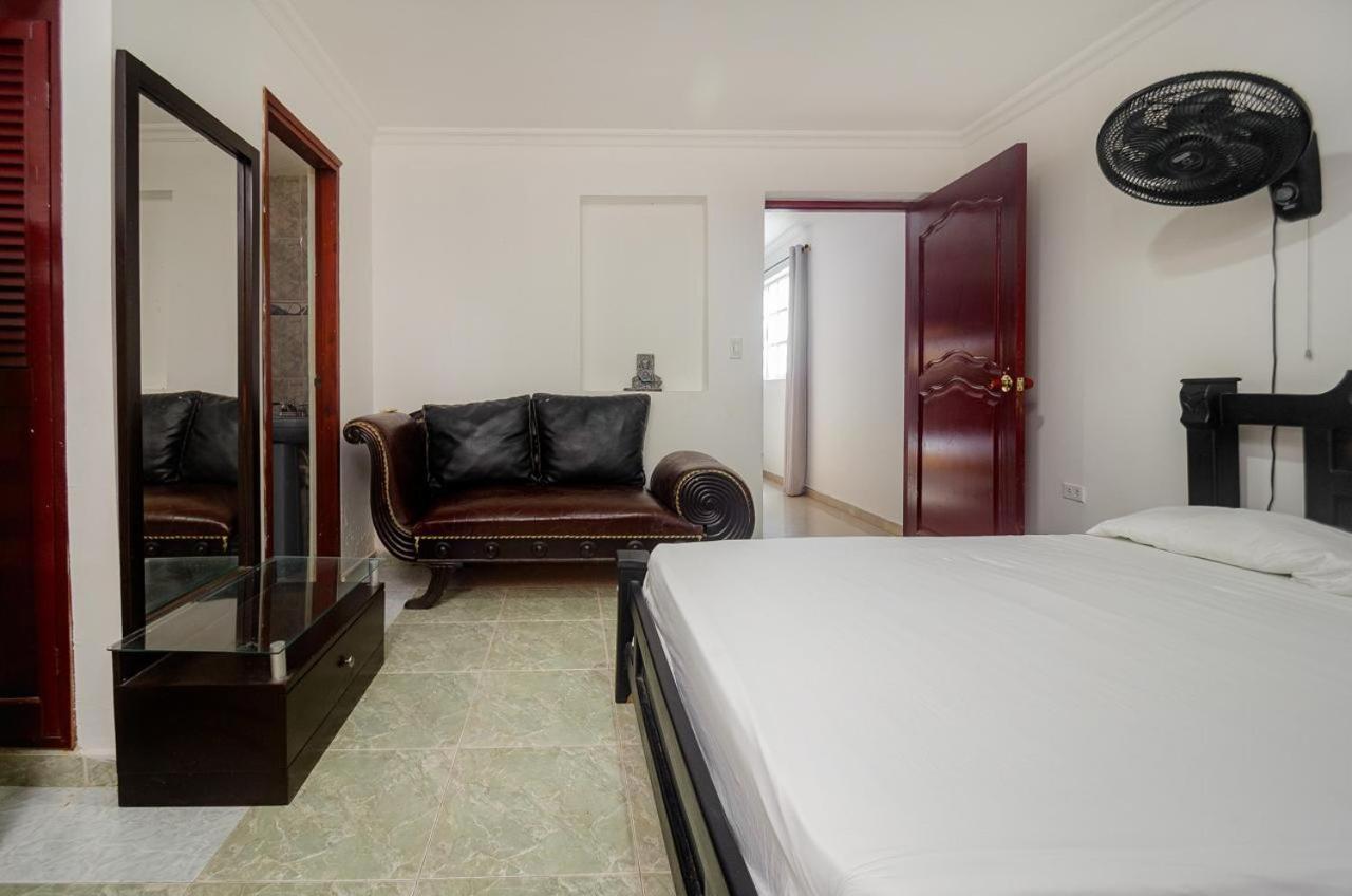 Vivienda Turistica Las Palmas Cartagena ภายนอก รูปภาพ